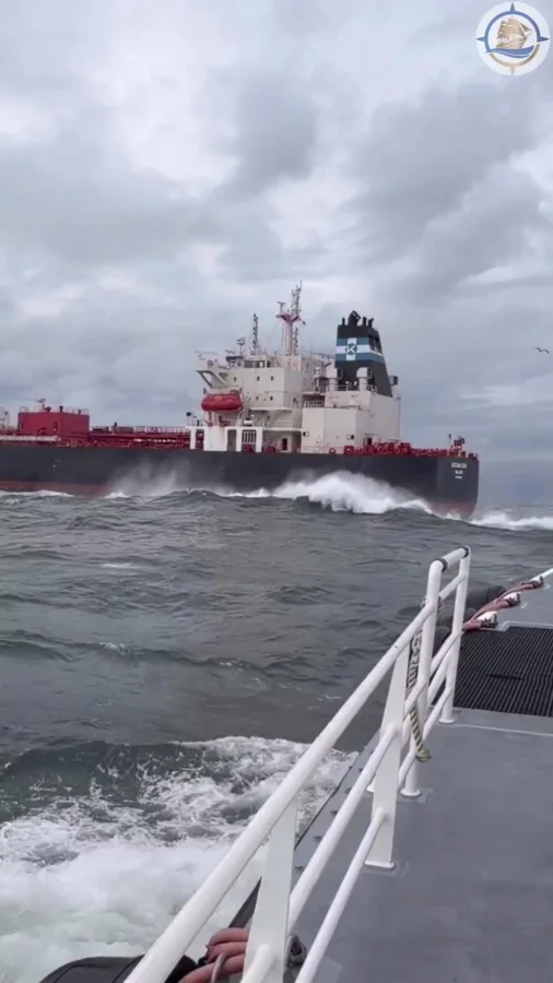 С лоцманской проводки?