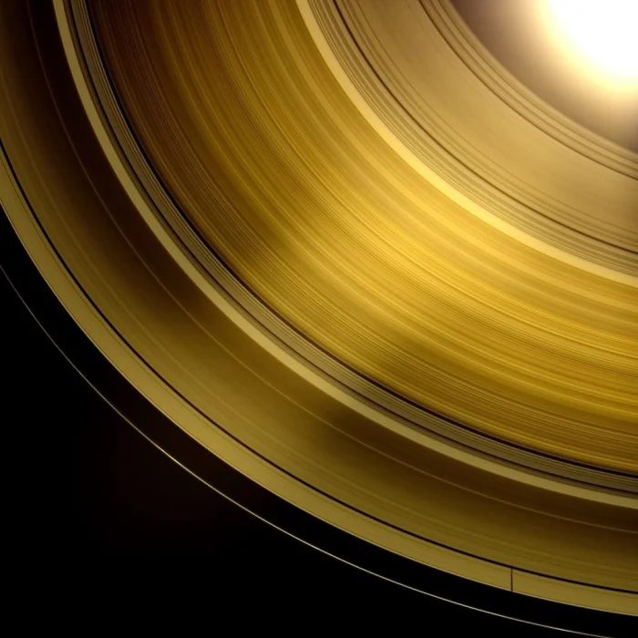 Такими кольца Сатурна вы еще не видели
