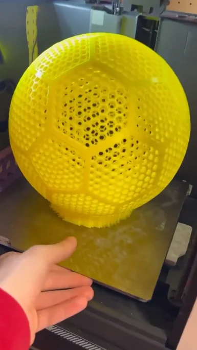 Футбольный мяч на 3D-принтере