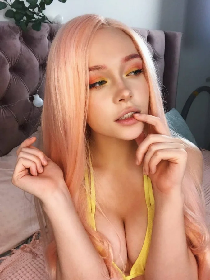 Kate Kuray — горячие фото, слив OnlyFans и новые откровенные снимки