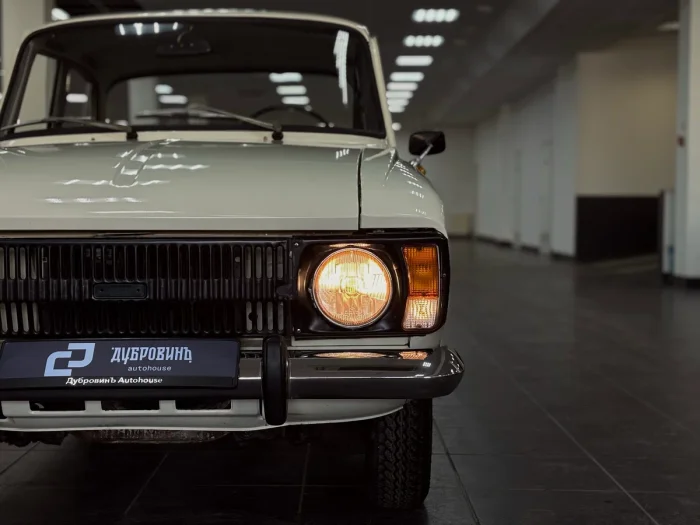 На продажу выставили «капсулу времени» — новый Москвич-412 без пробега