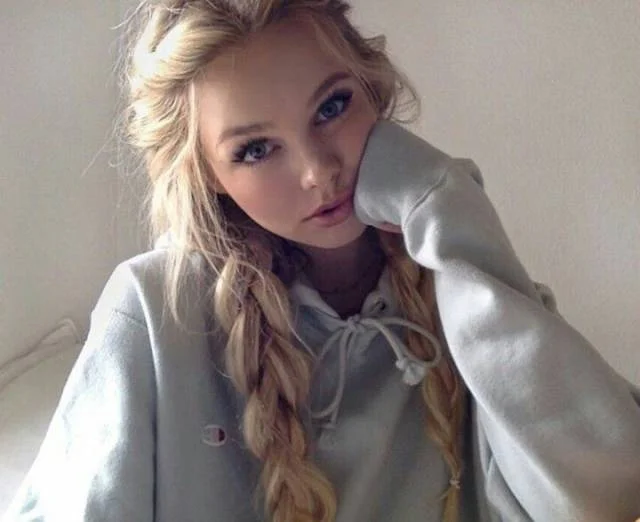 Симпатичные девчушки