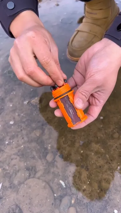 Спички горят под водой