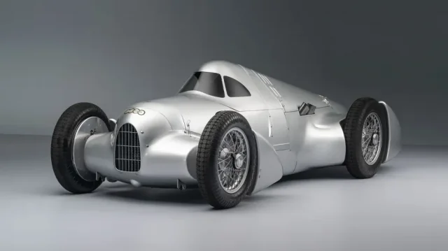 Audi представила реплику своего рекордного болида 1935 года