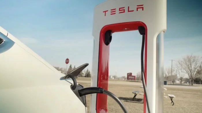 Как чувствуют себя батареи Tesla после 610 тысяч километров