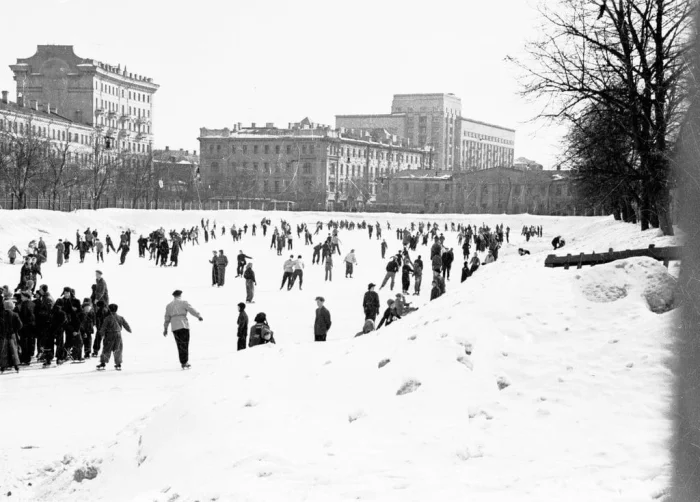 Редкие и атмосферные фотографии времён СССР