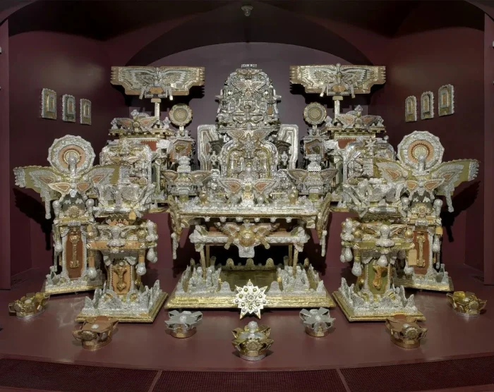 История уборщика, создавшего необычный «трон для Бога»