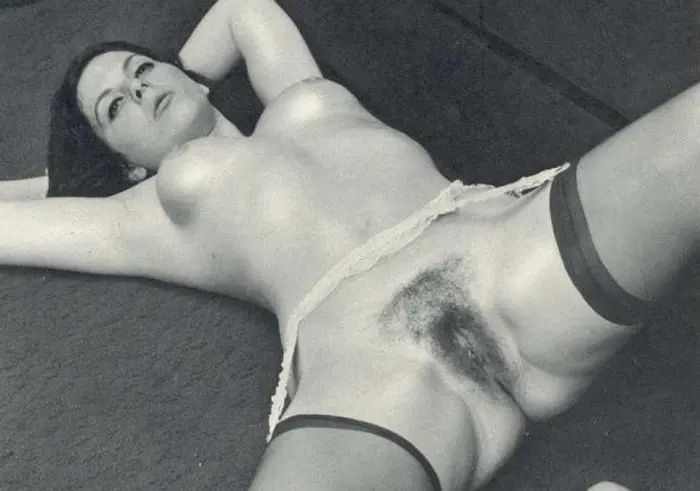 Эротика, ретро фотографии женщин