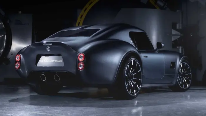 AC Cars возродила легендарную Cobra Coupe спустя 64 года