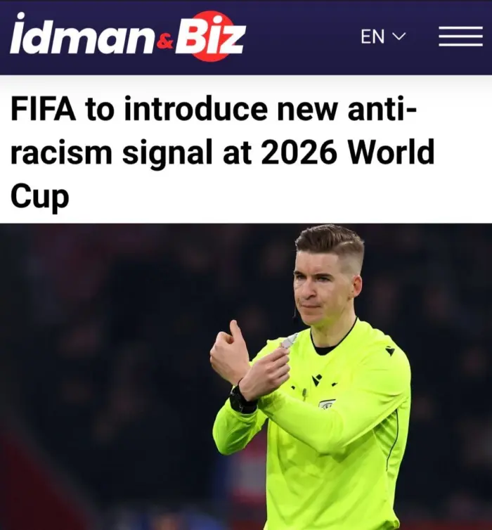 FIFA утвердила специальный жест для сообщений о расистских инцидентах на поле.