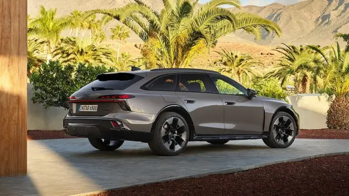 Новая Audi A6 обзавелась модификацией allroad