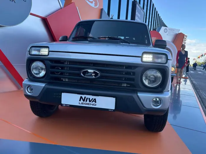 Обновлённая NIVA Legend дебютировала на ПМЭФ от АвтоВАЗа