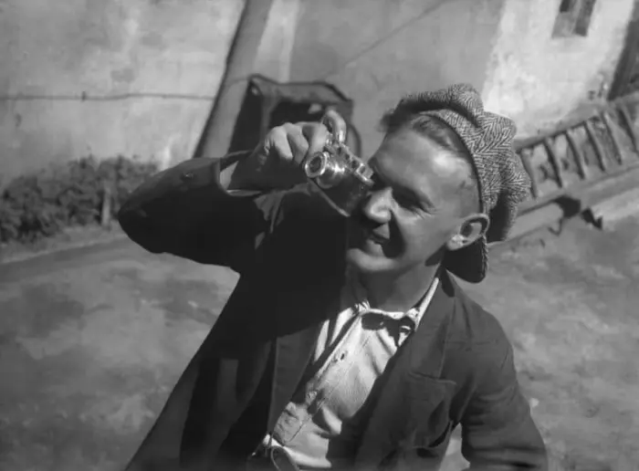 Как фотограф Евгений Халдей снимал войну и поплатился за национальность