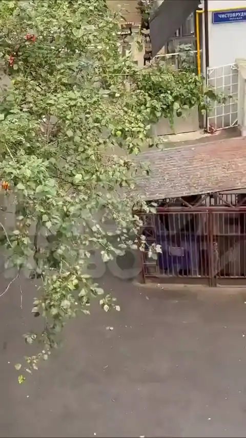 Москвич и алкаши