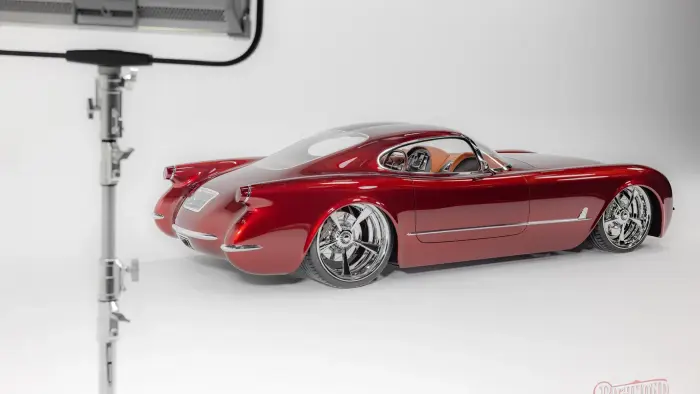 Американская классика с мотором-монстром: кастомный Corvette ищет владельца