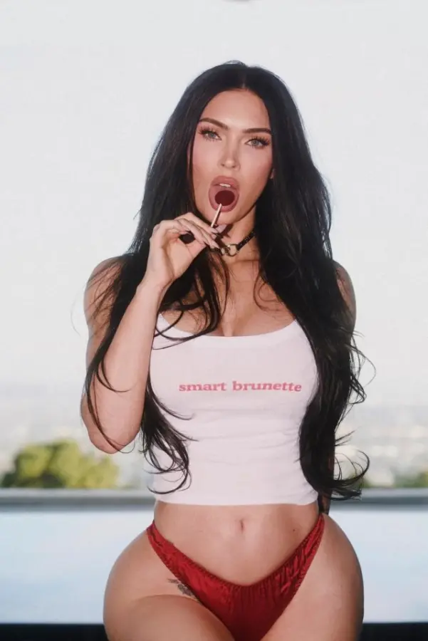 Меган Фокс открыла OnlyFans и сама сломала платформу на старте